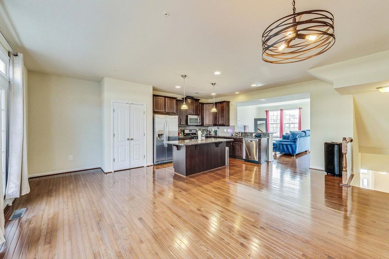 2814 Shearwater Ln - Photo 6 of 34