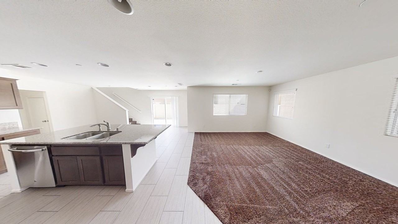 1426 Dianthus Way - Photo 3 of 26