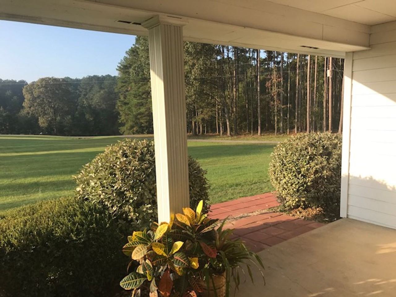 327 Big Oak Rd - Photo 2 of 12