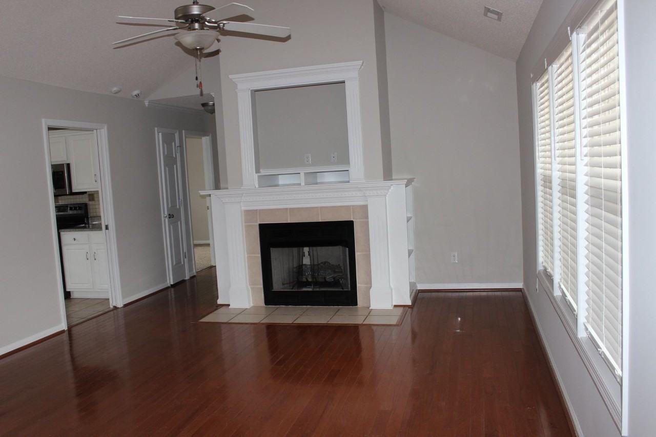 1122 Reflex St - Photo 6 of 31