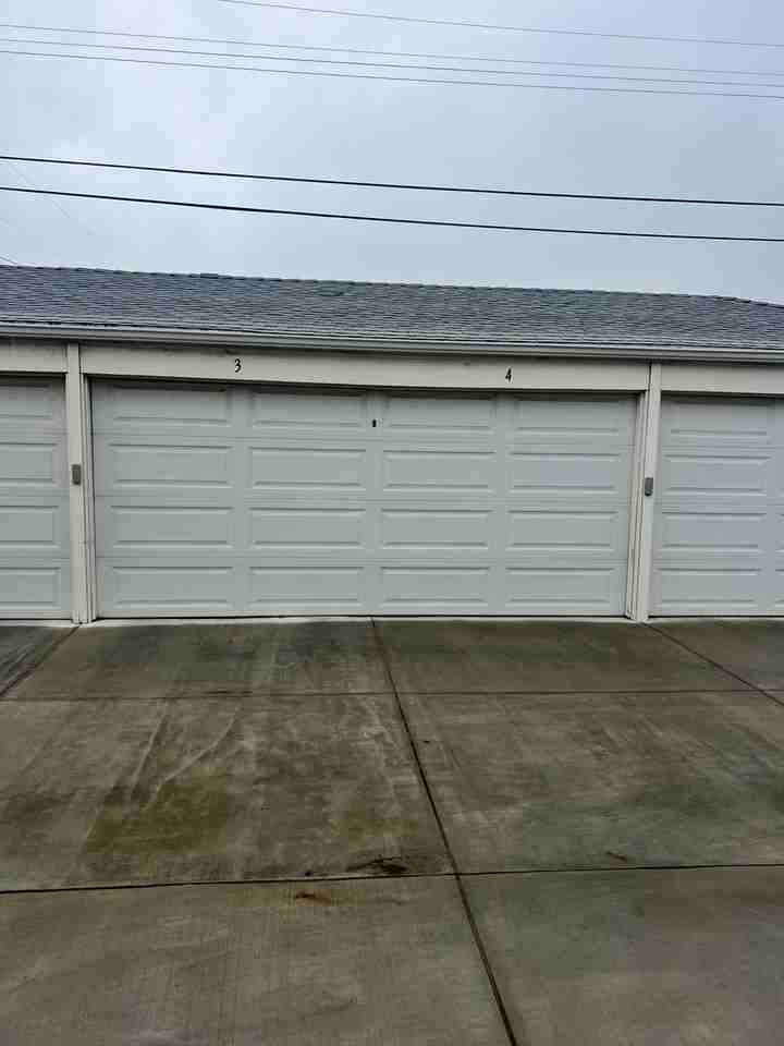 263 N Dos Caminos Ave - Photo 2 of 11