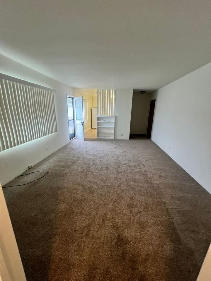 263 N Dos Caminos Ave - Photo 3 of 11