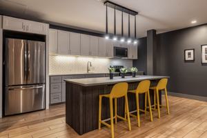 featured image of 400 S 40th St