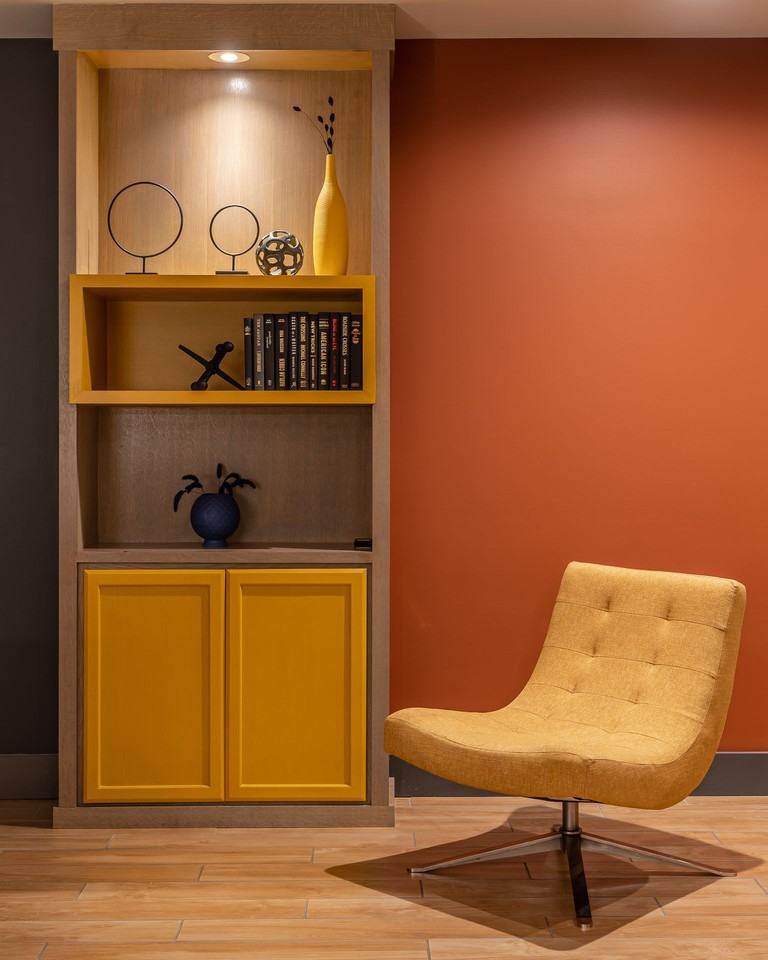 Luna on Pine - Photo 3 of 18