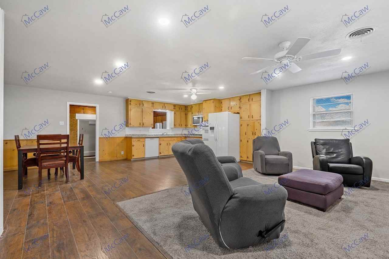 4616 Nadine Dr - Photo 3 of 22