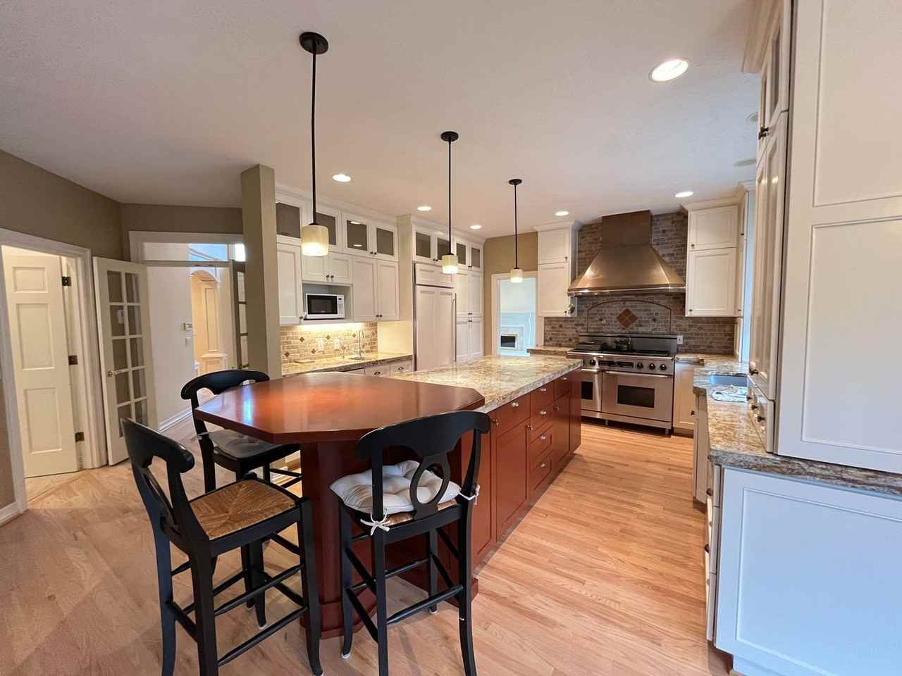 3625 Nw Bronson Crest Loop - Photo 3 of 50