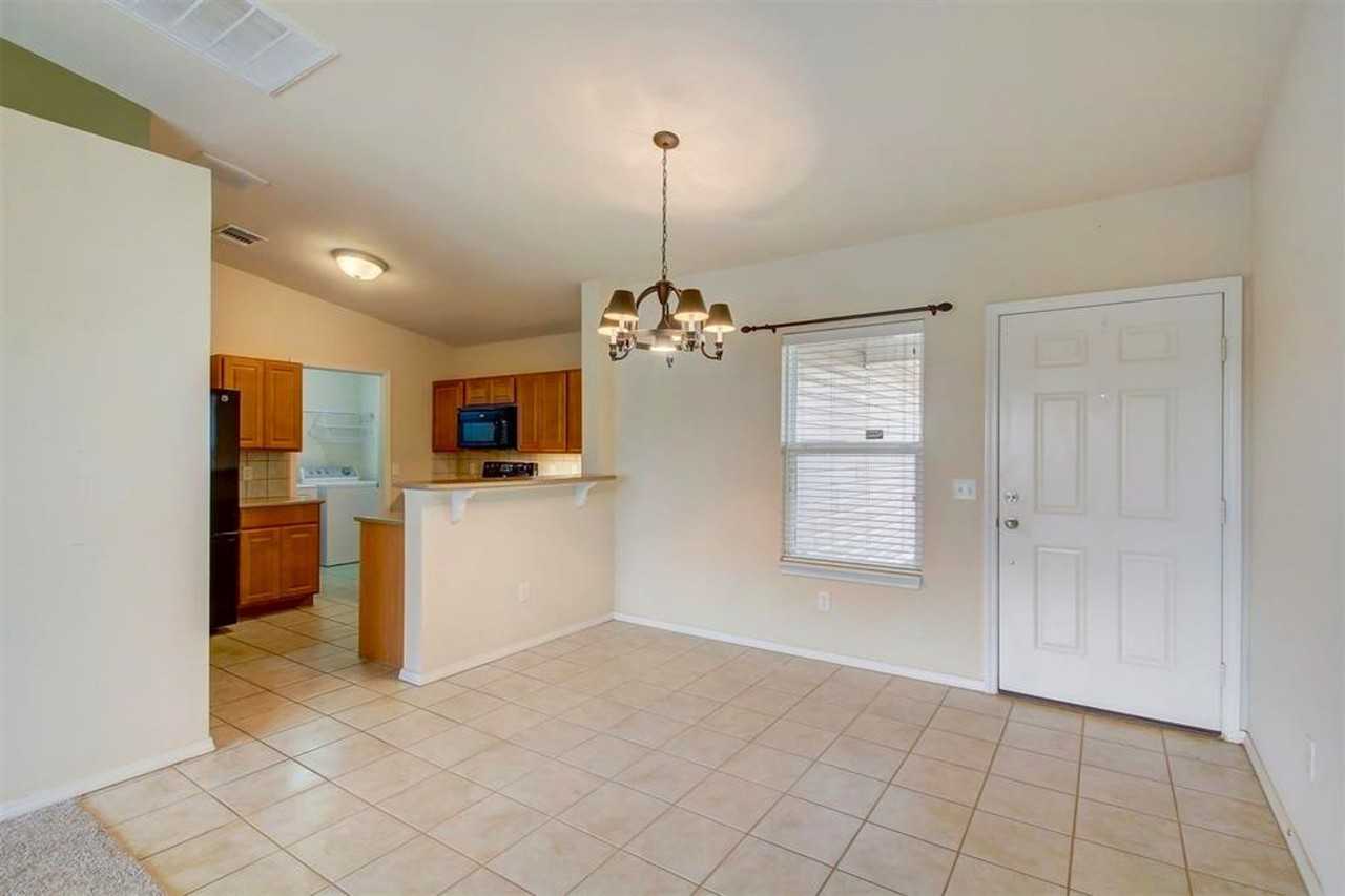 1624 Nw 145th St - Photo 6 of 33