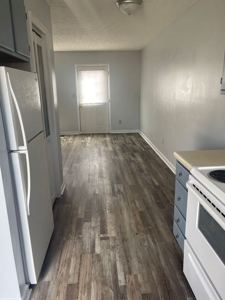 100 Autumn Creek Ln - Photo 6 of 21