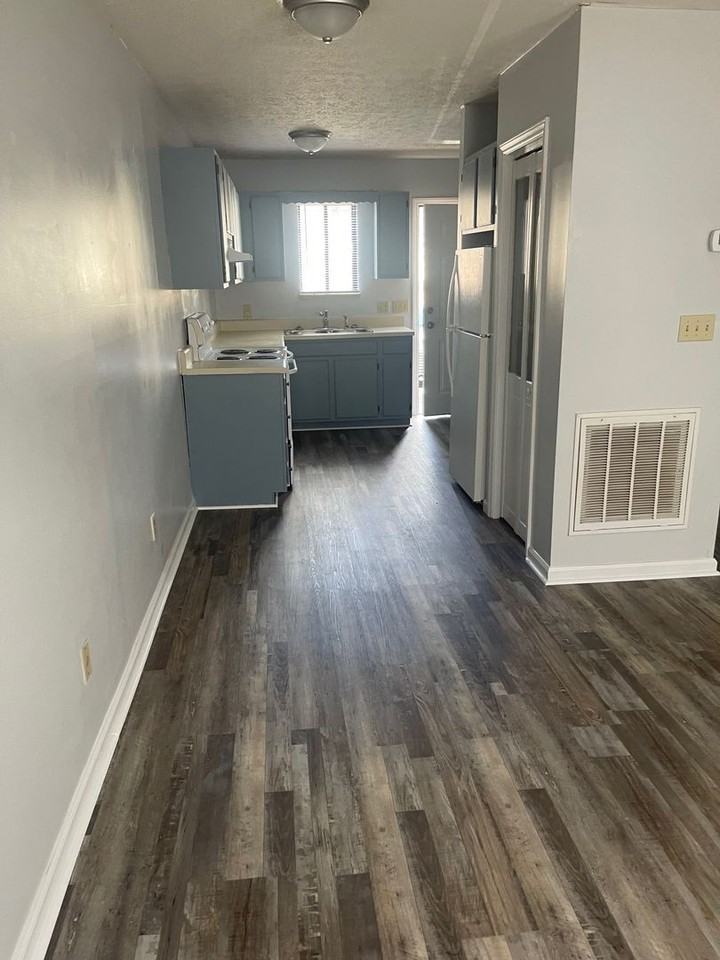 100 Autumn Creek Ln - Photo 7 of 21