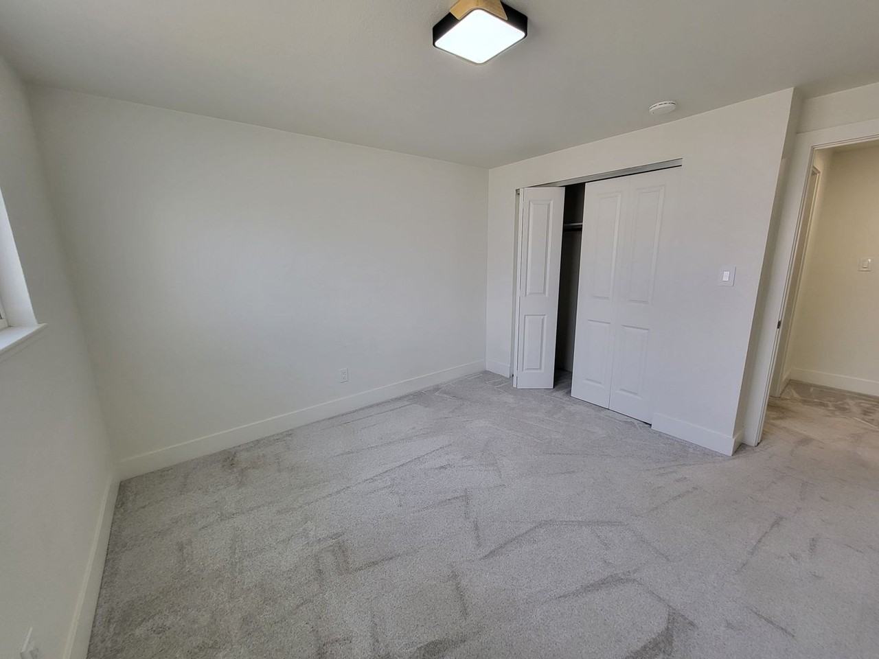 3410 Woodside Dr #30B - Photo 6 of 8