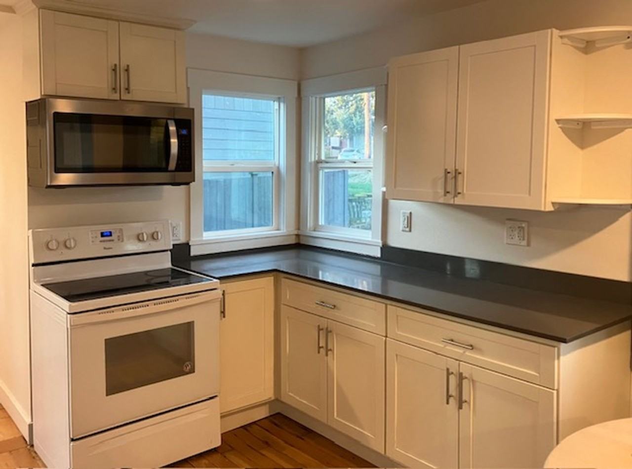 1651 Sw 114th St - Photo 3 of 11