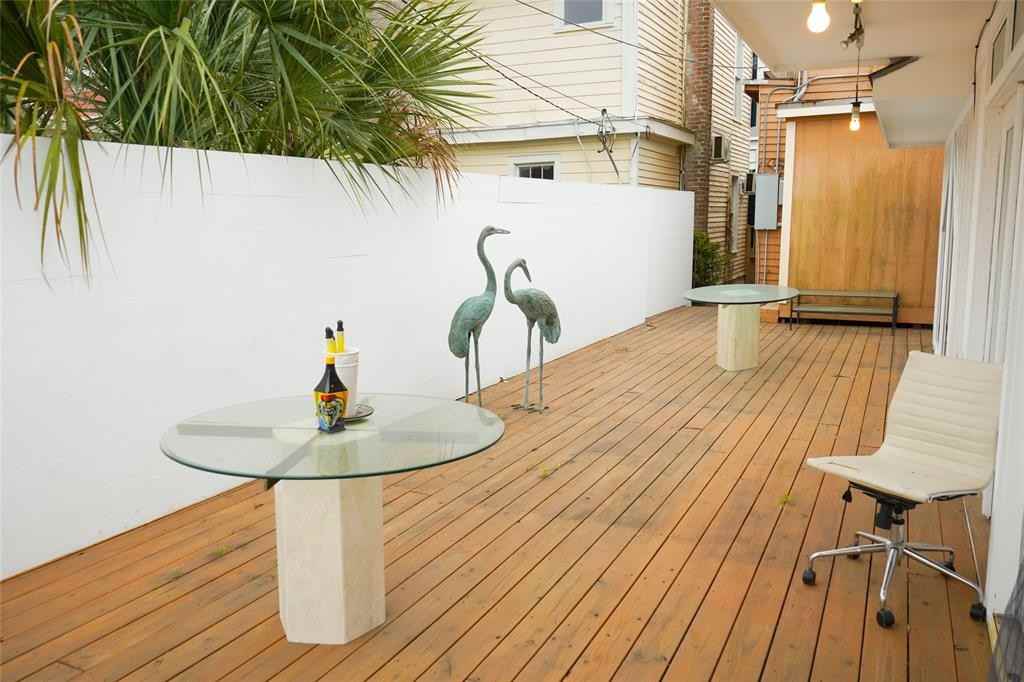 2522 Avenue P 1/2 - Photo 3 of 30