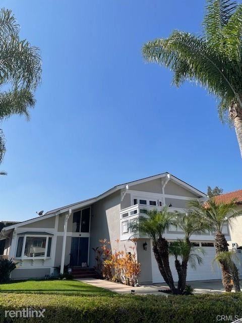 3952 Aspen St - Photo 2 of 12