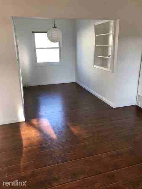 1137 Bay St - Photo 3 of 10