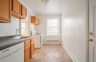 2436 W Rosemont Ave #G - Photo 1 of 1