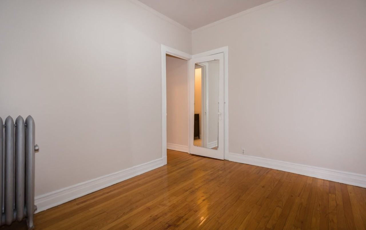 1441 W Lunt Ave #1N - Photo 3 of 7
