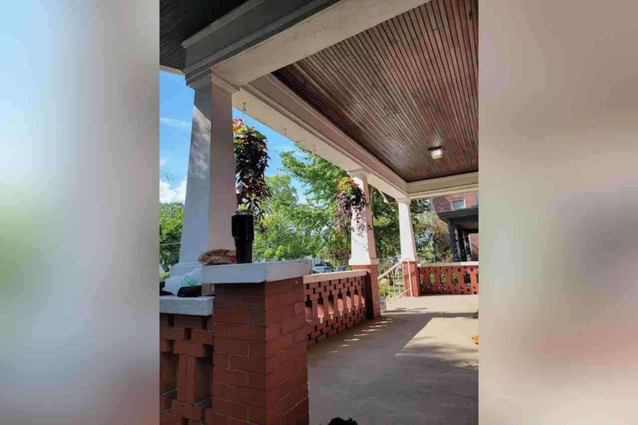 3628 Edwards Rd - Photo 2 of 31