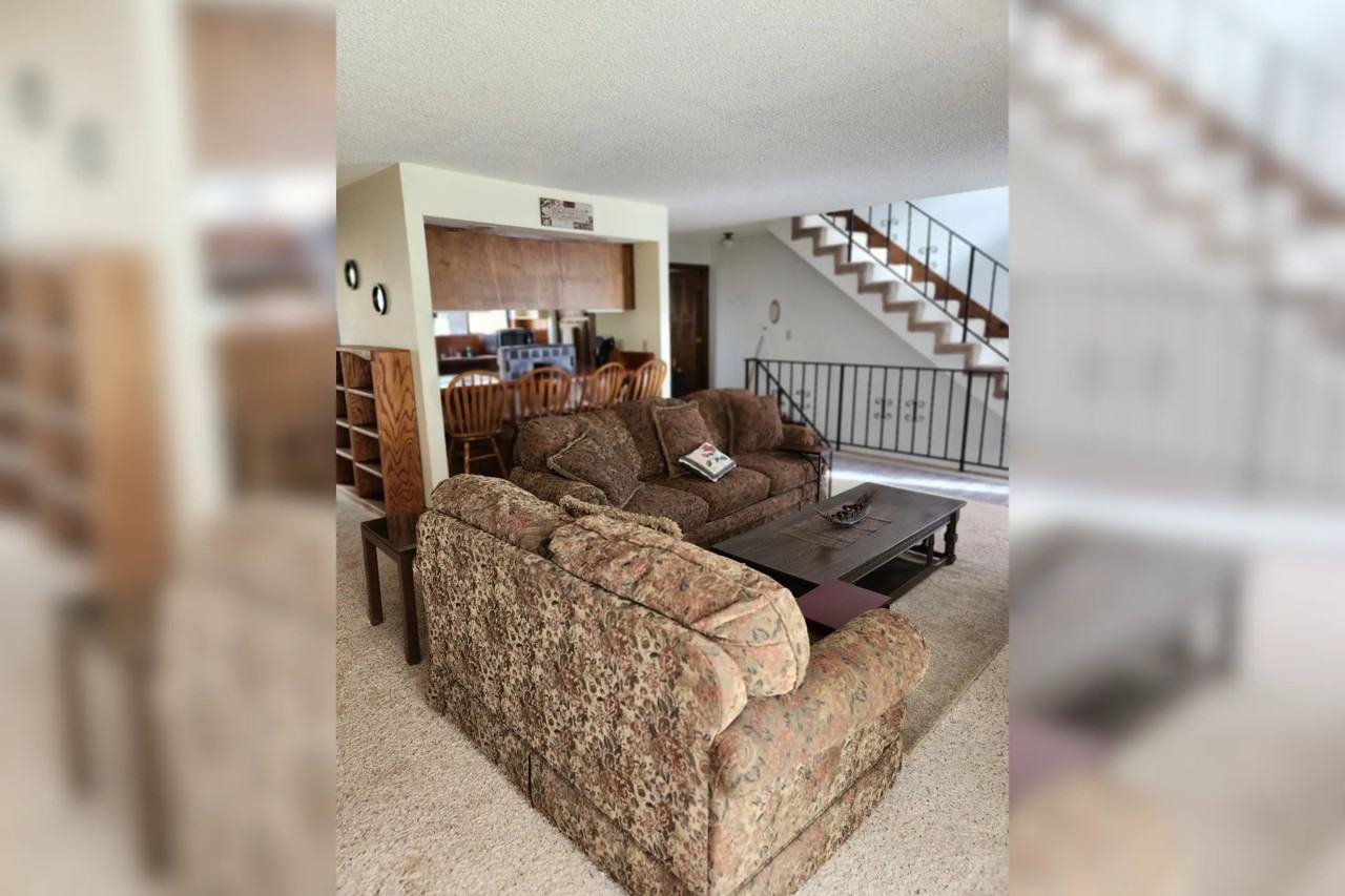 151 Palisades Dr - Photo 3 of 19