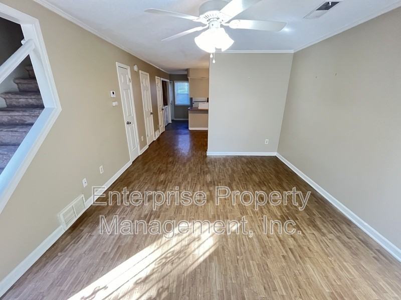 3244 Southern Ave - Photo 2 of 16