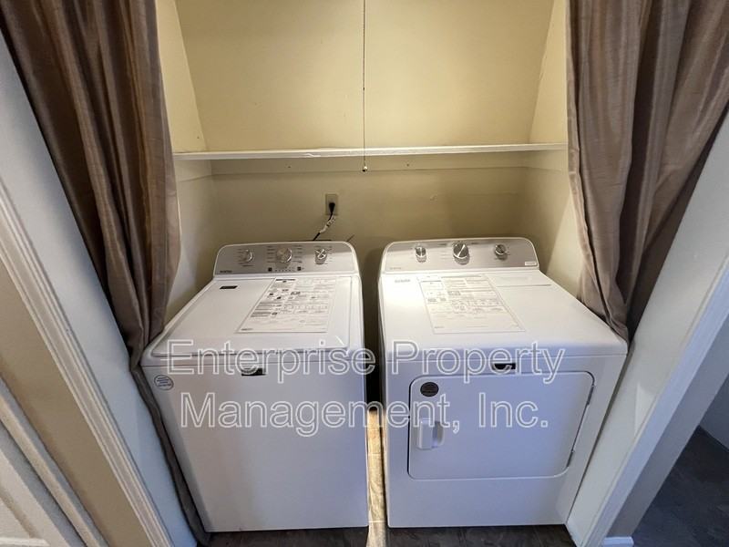 3244 Southern Ave - Photo 6 of 16