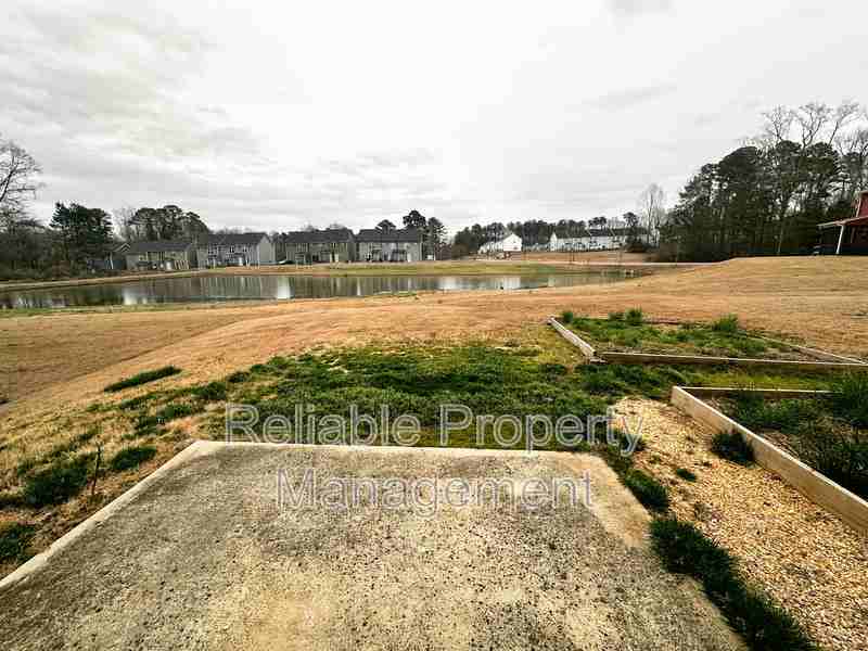 198 Balboa Pkwy - Photo 2 of 13