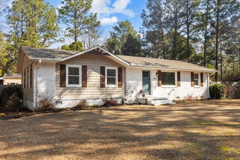 620 E New England Ave - Photo 2 of 36