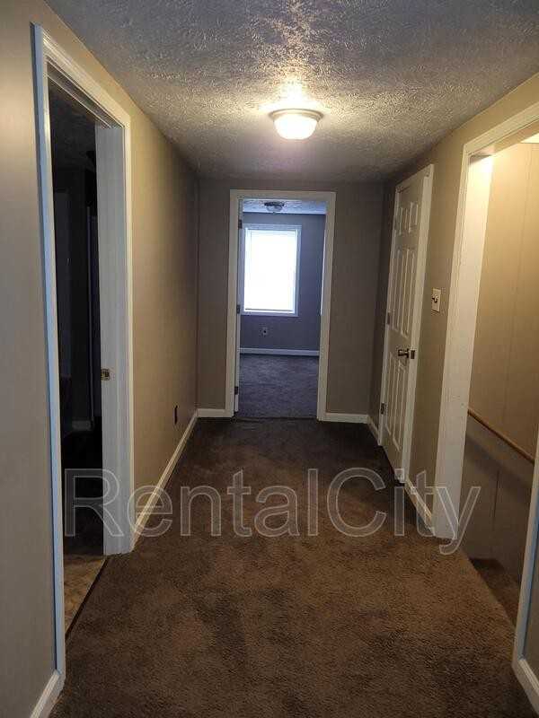 535 Lake Rd - Photo 3 of 20