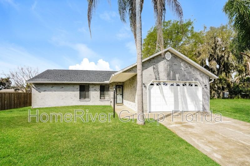 2124 Mango Tree Dr - Photo 2 of 20
