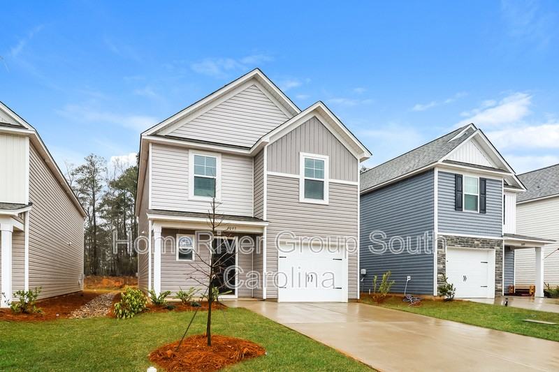 1095 Crescent Moon Loop - Photo 2 of 20