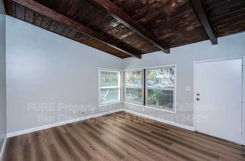 1053 Grand Ave - Photo 2 of 20