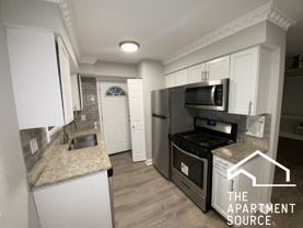 1321 W Sherwin Ave #1B - Photo 1 of 1