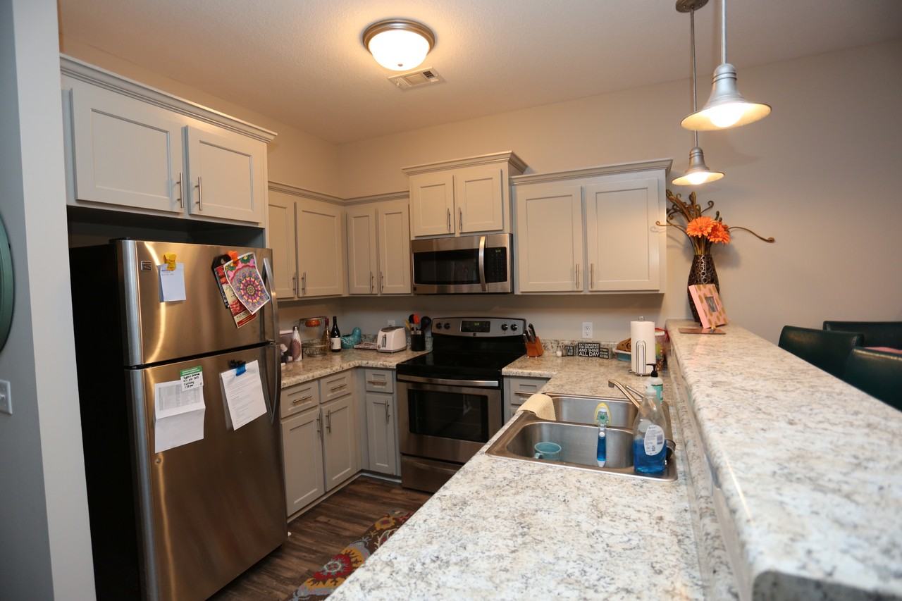 219 Herschel Dr #A - Photo 5 of 6