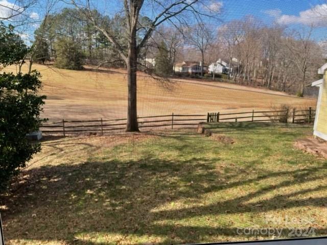 8401 Golf Ridge Dr - Photo 2 of 21