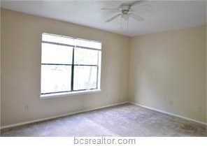 311 Manuel Dr - Photo 3 of 5
