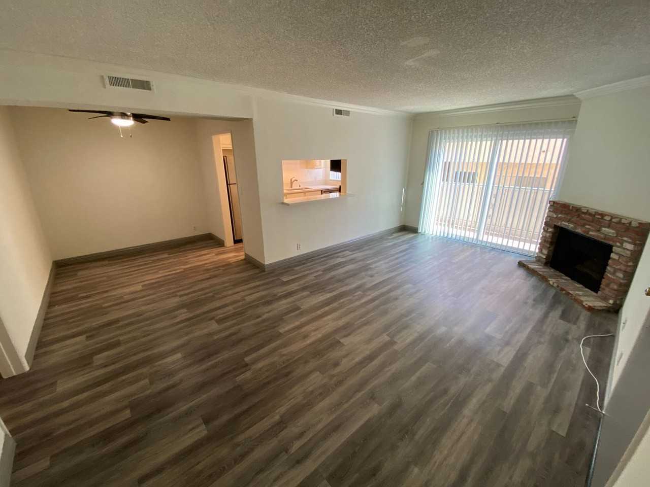 cen144 - Photo 4 of 44