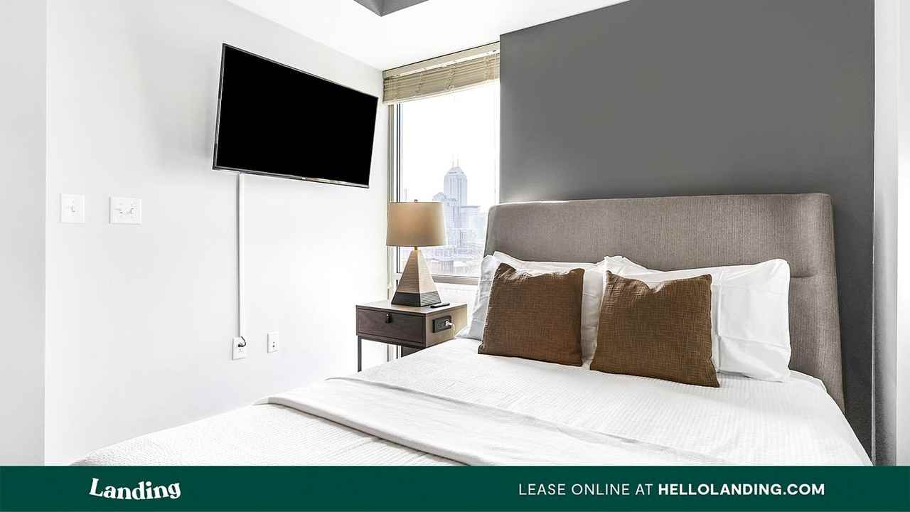 335 W 9th St - Photo 4 of 50