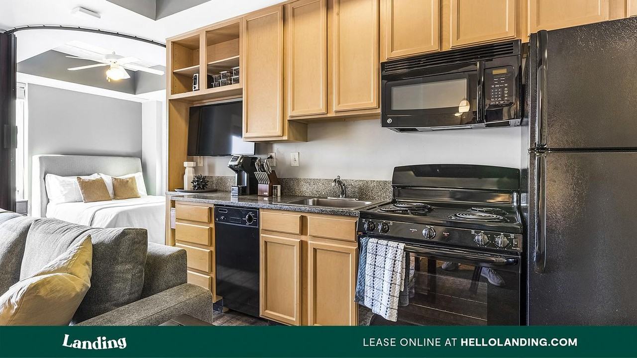 335 W 9th St - Photo 7 of 50