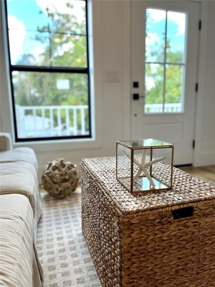 806 South Jefferson Avenue #1 - Photo 3 of 16