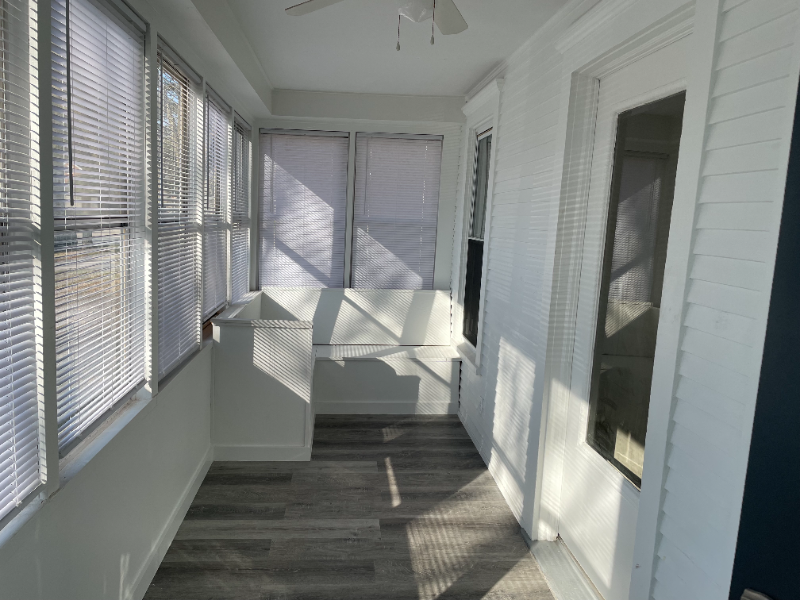 744 E Main St - Photo 3 of 13