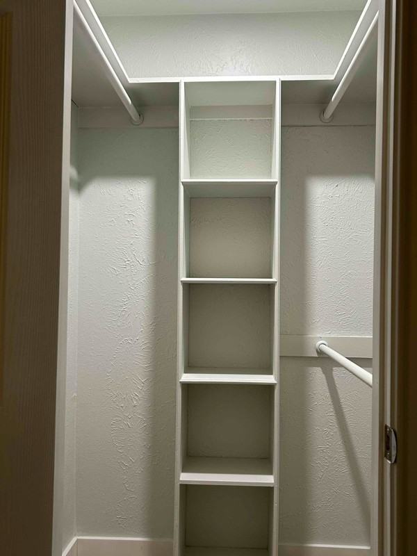 1916 N Floyd Rd - Photo 3 of 10