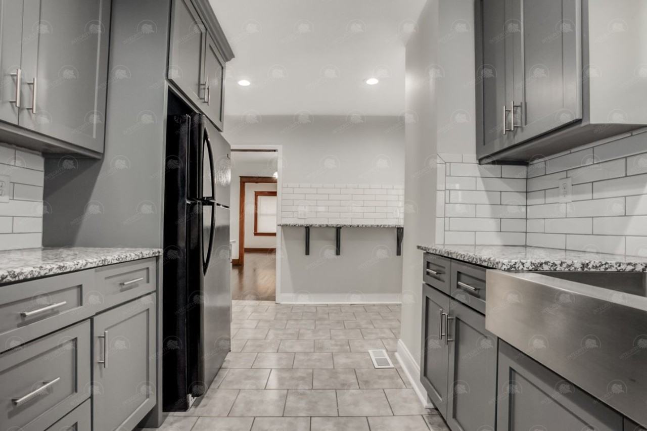 6627 Brooklyn Ave - Photo 4 of 28