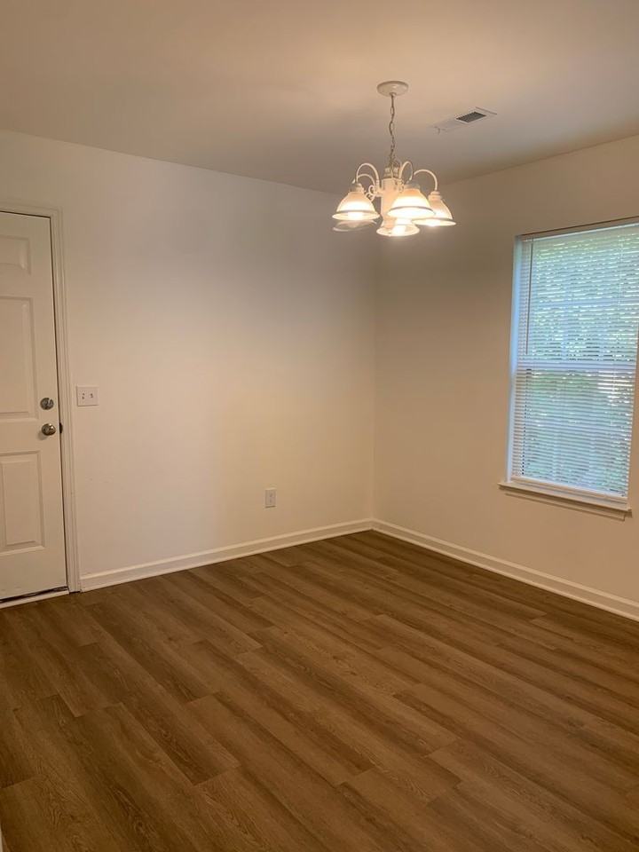 42 Hillsdale Dr - Photo 6 of 15