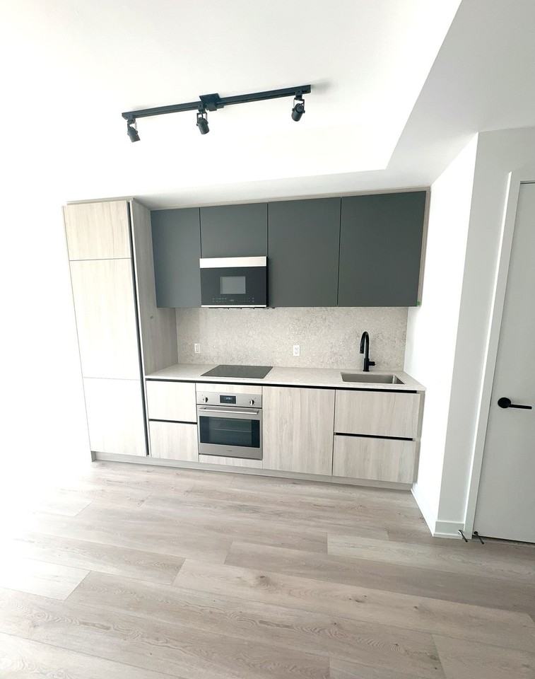 108 Peter Street #4609 - Photo 6 of 12