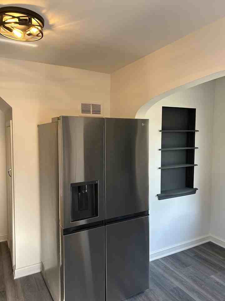 231 S Honey Creek Dr #NA - Photo 3 of 20