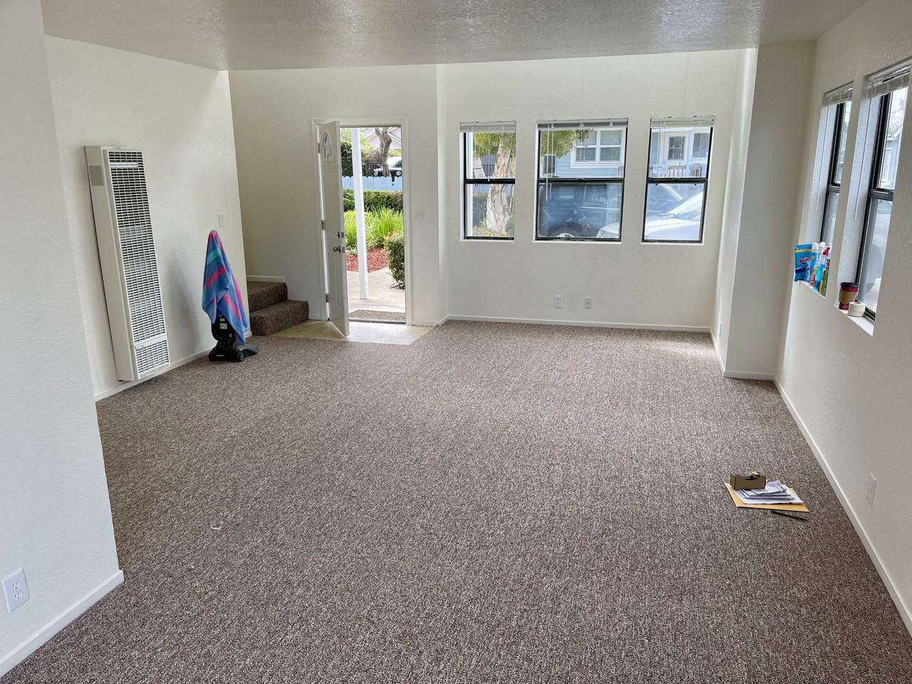 240 Sandercock St #A - Photo 2 of 28