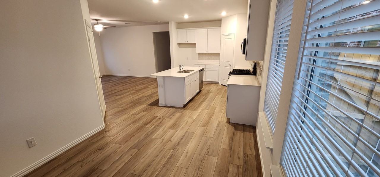 10029 Little Tree Ln #NA - Photo 3 of 35