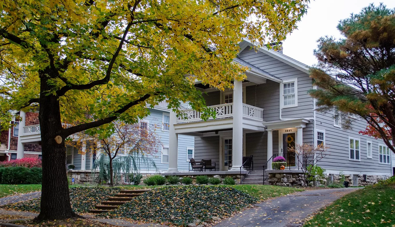 3641 Campbell St #1 - Photo 2 of 13