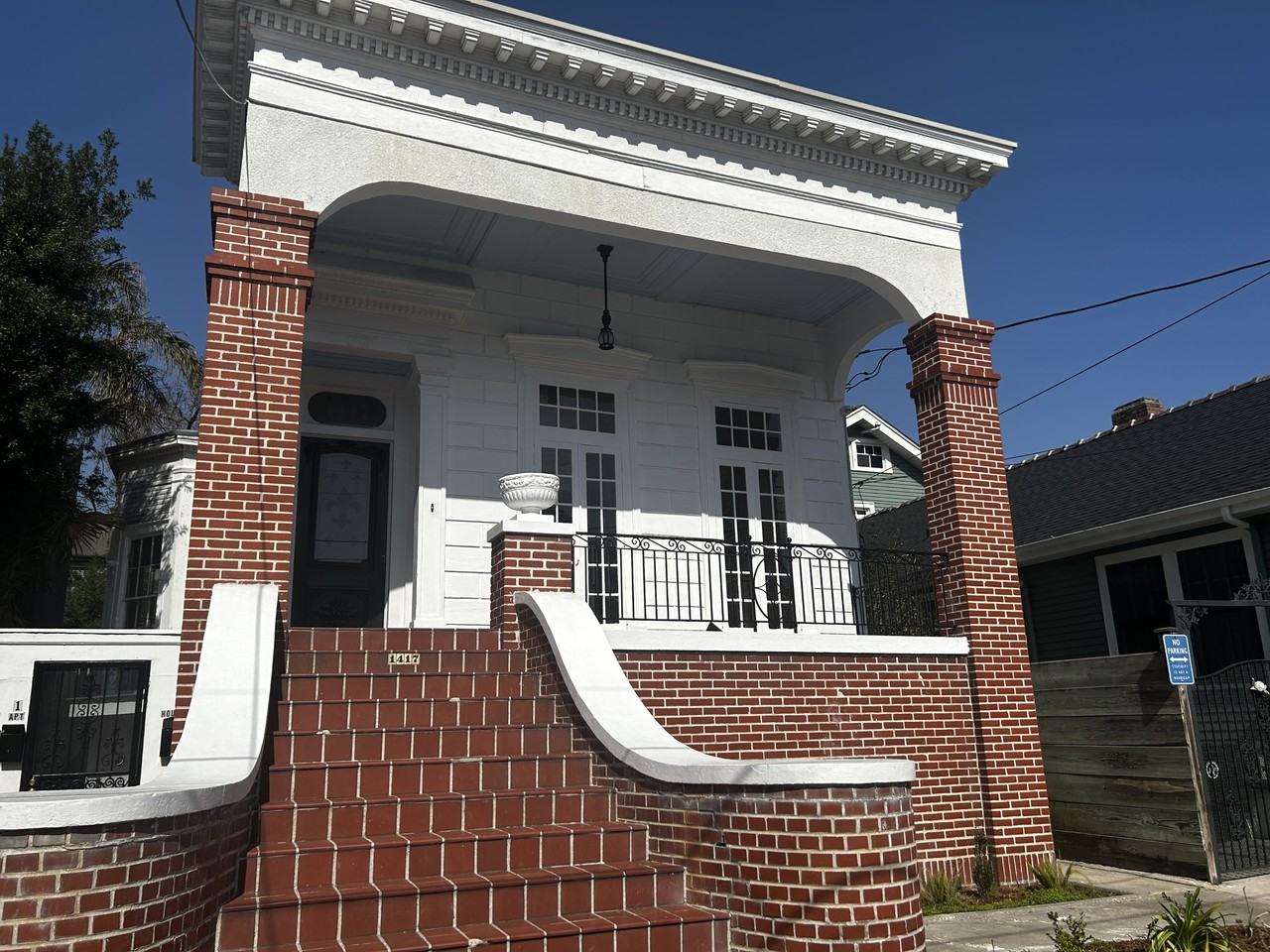 1417 Burgundy St #NA - Photo 2 of 10