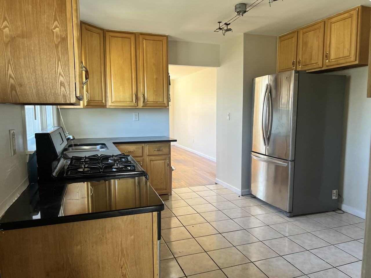 126 Orange St #NA - Photo 4 of 24