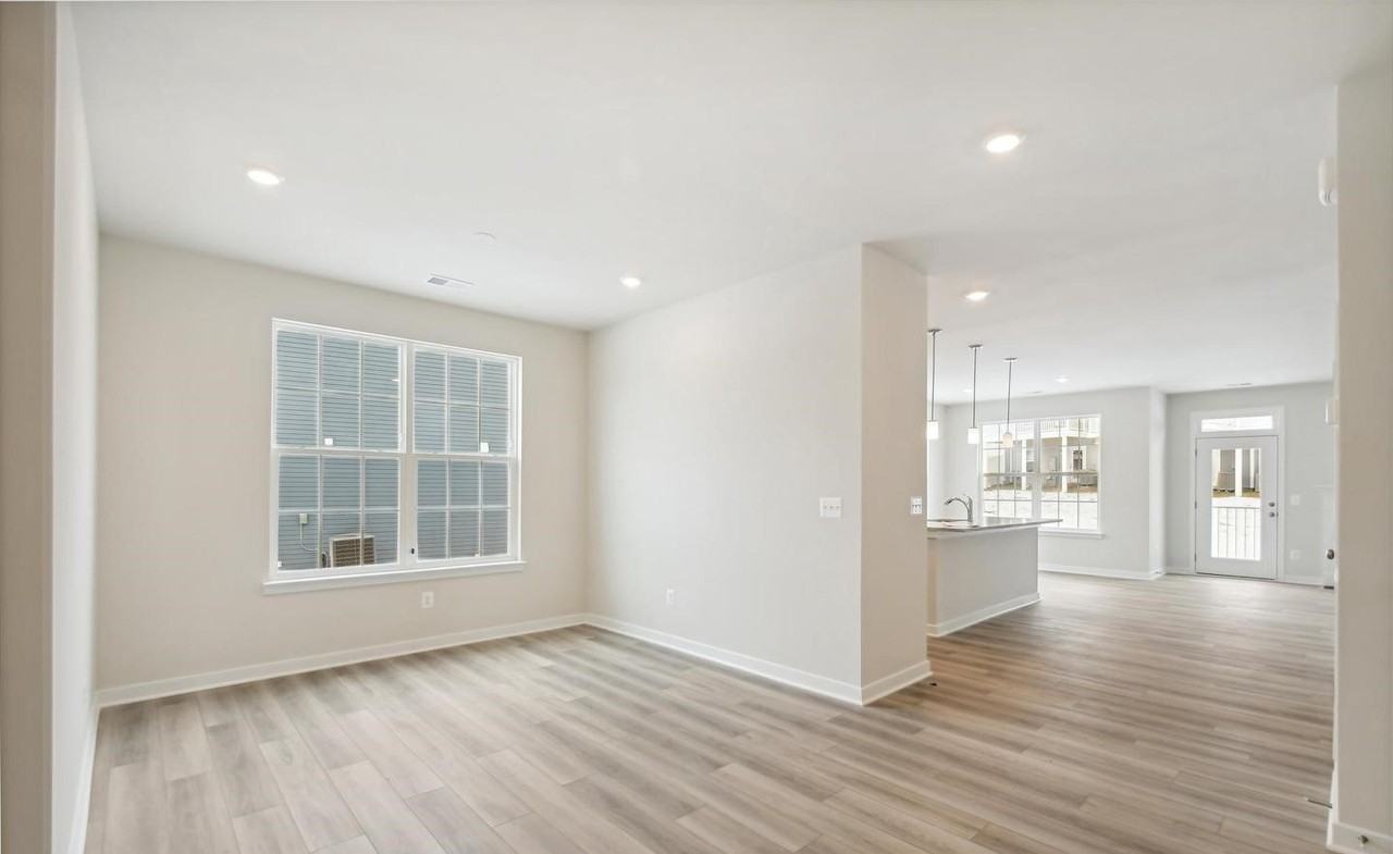 118 Thornton Way #NA - Photo 3 of 15